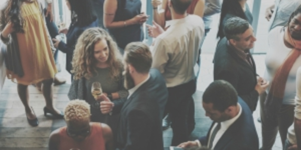 4 benefits to networking, even at the start of your career · Investigo